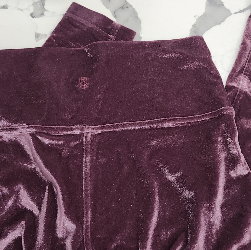 Lululemon velvet leggings 10